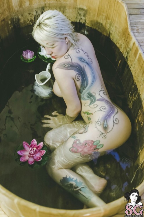 retros2ova3hoes:  Tatted Tuesday 👉 Jeh Suicide