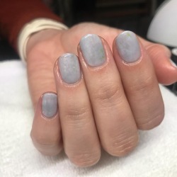 It’s always soo hard to capture subtle sparkle in pictures, so here’s 3 pics of Khara’s moody grey clouds ☁️🌧✨ #kharasnicenails #gelnails #heynicenails (at Downtown Long...