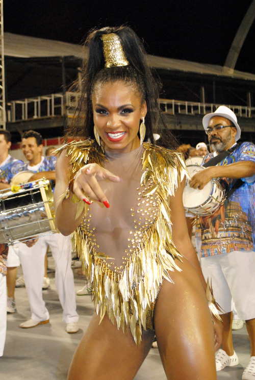 yesnibbles:Valeska Reis - Brazil Carnival