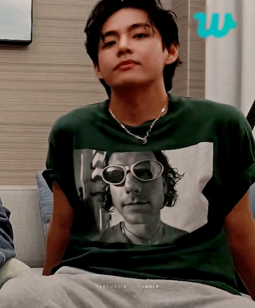 HE’S SO HOT 😵​
