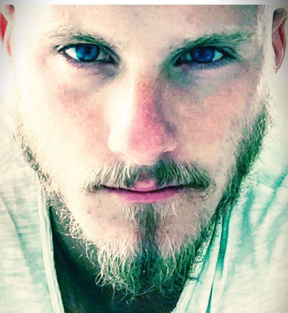 Image tagged with Alexander Ludwig bjorn bjorn ironside on Tumblr