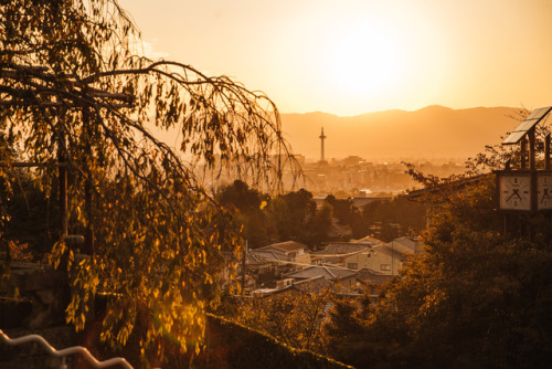 Sunday 22nd October 2017. 15:45 Kyoto Japan.Kiyomizu at sunset. It was actually not as busy as what 