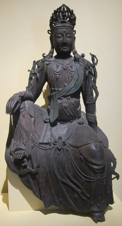 Chinese iron and copper sculpture of the bodhisattva Guanyin.  Artist unknown; 16th/17th century (la