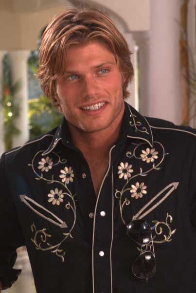 hotfamous-men:  Chris Carmack