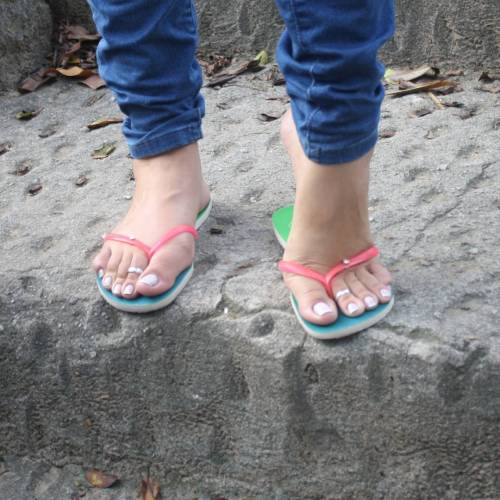 msbelatrix: www.msbelatrix.com #pes #pesfemeninos #pezinhos #feet #feetfetish #toes #footfetishnati