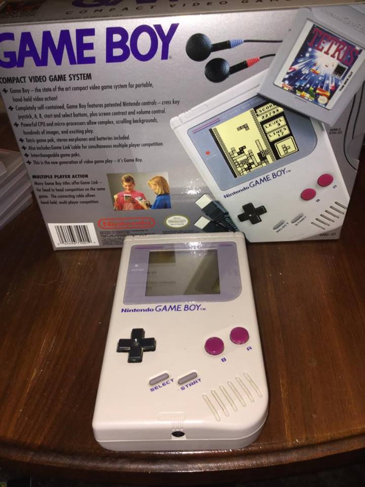 theomeganerd:  A friend of mine dug out some old video games and I snapped a few