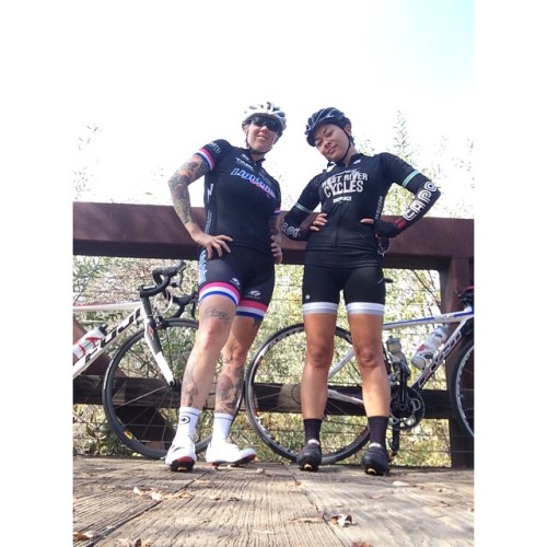 goldenbough: Fuji power #fujibikes #ladycyclists #cycling #girlsonbikes #girlswhoride #girlswithtatt