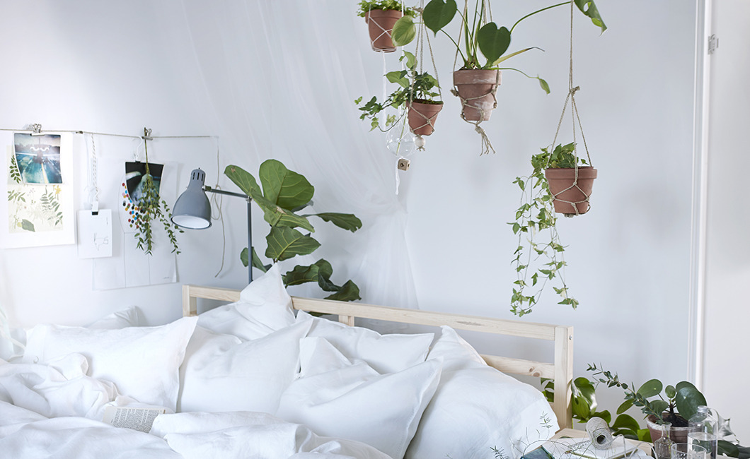 Via*** Small dreamy botanical Ikea bedroom  
