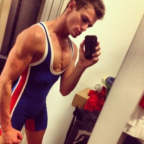 homophilediaries:  Wrestle me to the ground. 