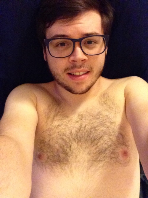 hencecarter:  To do list: - Get haircut - Try to look better than a potato