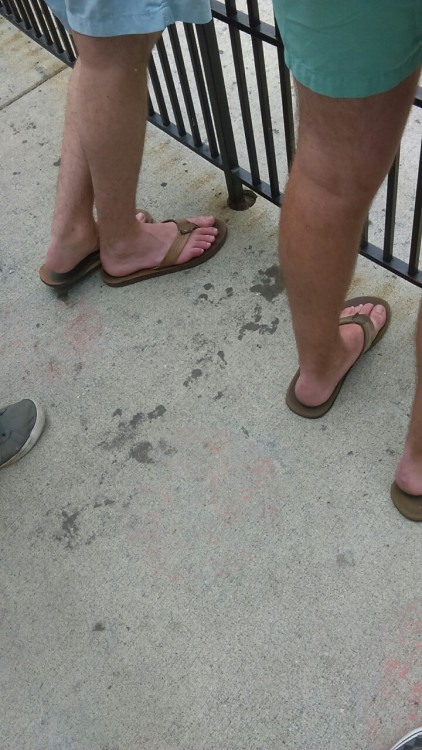 My Feet And Candid Feet From Kings Dominion Tumbex