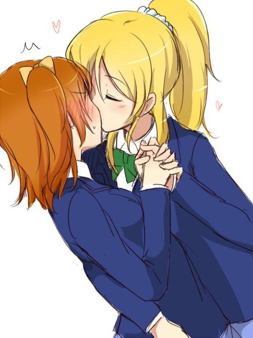 ✧･ﾟ: *✧ Eli: It’s kiss a Russian day. Honk: Does that even exist. Eli: It does now. ✧ *:･ﾟ✧♡ C