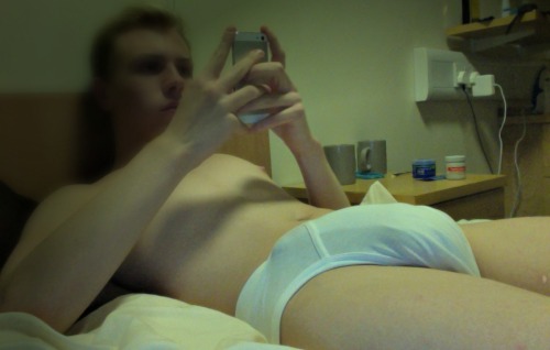 louieezak: deleting in 1 minute