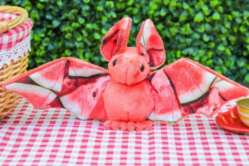 Remember these cuties? They&rsquo;re back! These were the most popular of the summertime bats. A