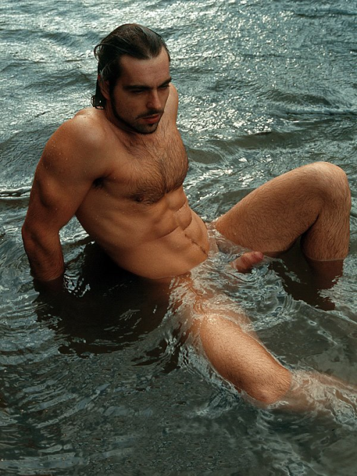 iluvhairygaymen:  Horny guys near you are looking to hookup: http://bit.ly/2kVEtvK