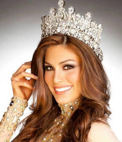 juancarls:  Una hermosura de mujer, viva el culo de Molly Isler, Miss Universo 2013