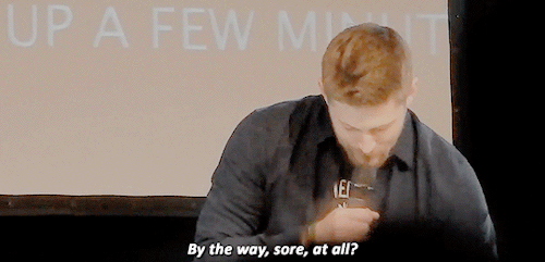 monainneverland: deanneedsahug:“Well, after my panel with Jared, yeah.” [x]Talking about being sore 