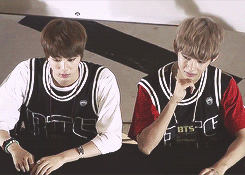 pandreos:  jin and v playing around with each other   