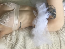 ialienslut: lil fairy princess 👼🏼💕   my photos | spoil me | nsfw content 