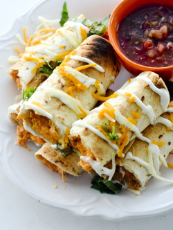 foodffs:  BAKED BUFFFALO CHICKEN TAQUITOS