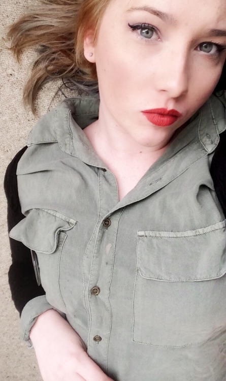 kenziera:  Sulking because I don’t want to study (sorry for all the selfies I feel good today x) (⌒-⌒; )