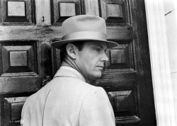 jack-nicholsons-eyebrows:  Jack Nicholson in “Chinatown”