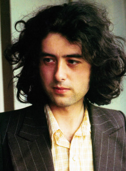givemepage:  Jimmy Page, 1973. 