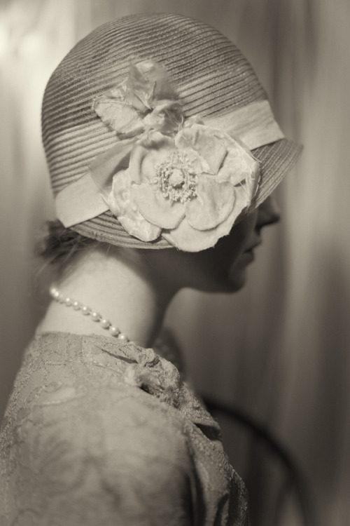 Porn virtualclutter:  1920s cloche hat I love photos