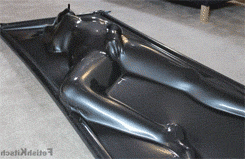 mistressalexis:  Vacuum beds are such a turn on for me!
