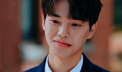 Voir un profil - Jinho Bae 220701f31012d1cc0b8326998e900ddca0a25927