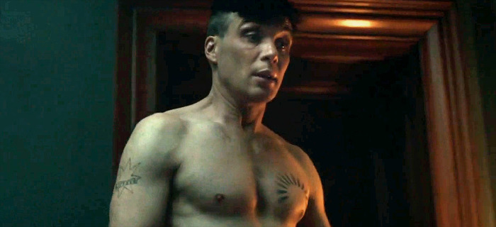 Peaky Blinders Das bedeutet Tommy Shelbys Brusttattoo  NETZWELT