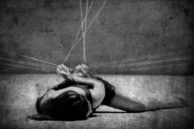 Me, my thoughts & stupid dreams - will be here til midnight