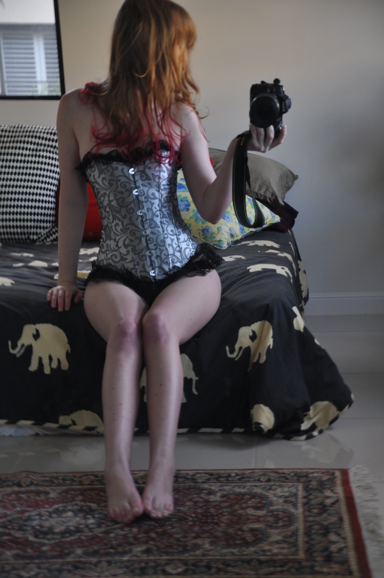 asleepylioness:   Hello Lioness, Got bored, I like corsets, Hades likes how I look
