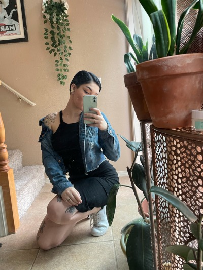 gay-renae:Living for this dress 🌱🌸