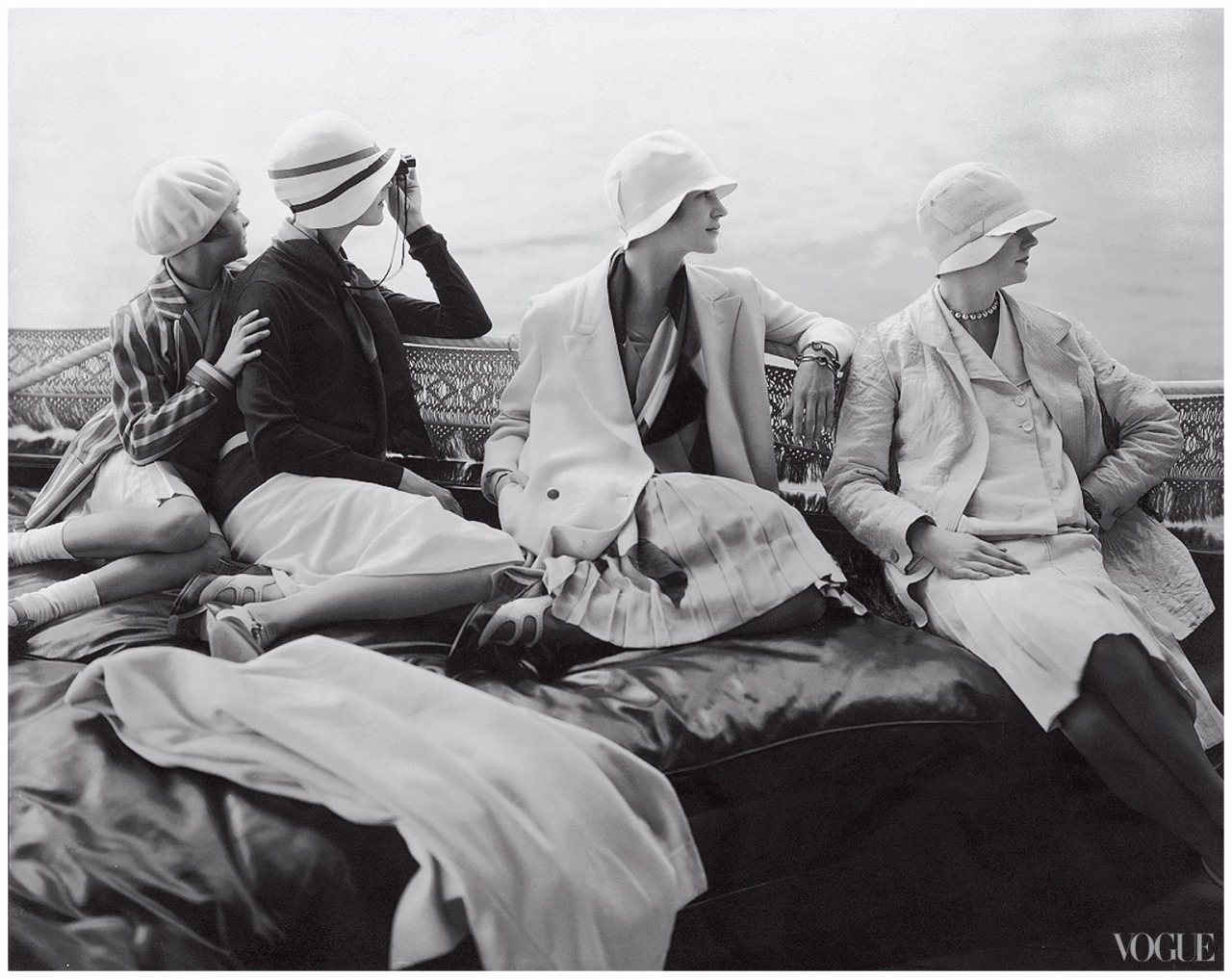 historicaltimes:  Vogue Cover, July 15, 1928 Photographed by Edward Steichen 