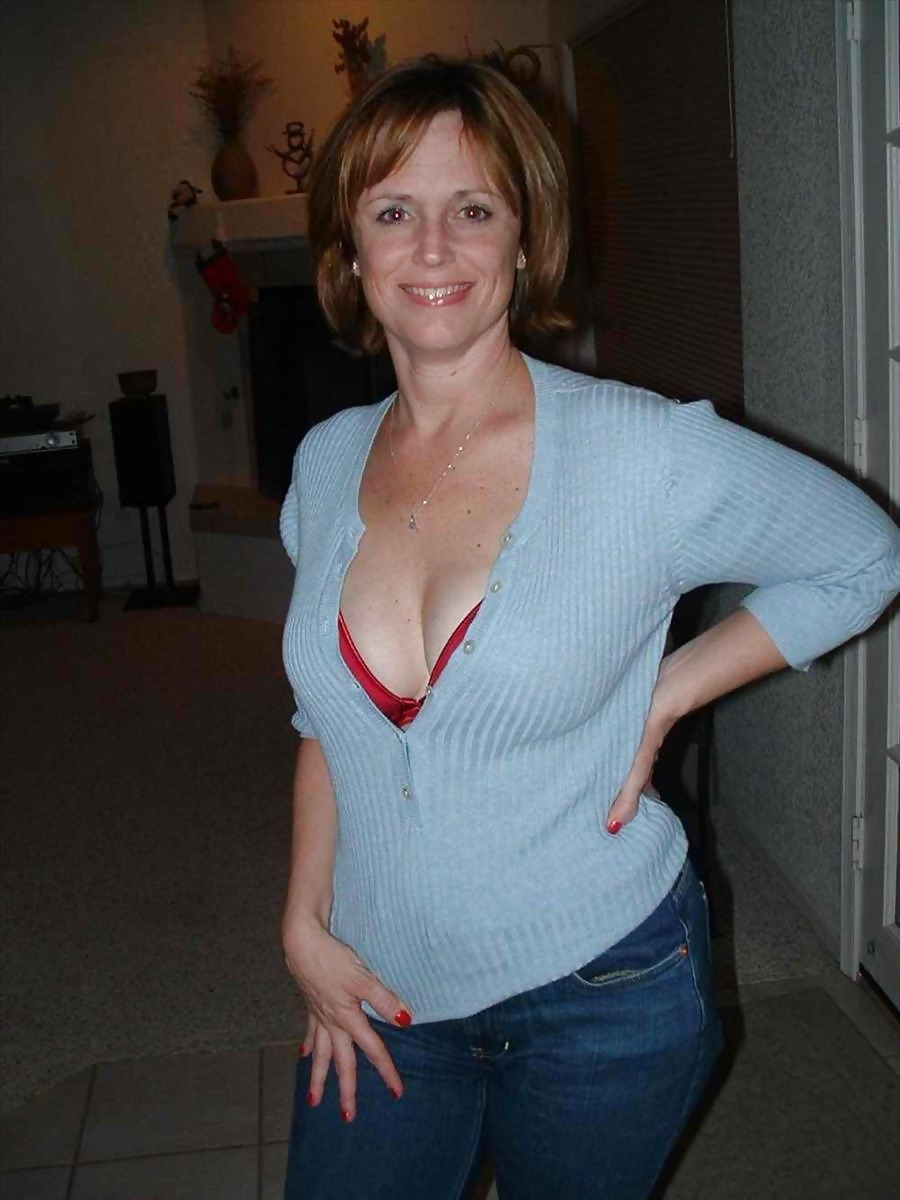 MILFs, GILFS, and Matures, Oh My!: Photo MILFs, GILFS, and Matures, Oh My!: Photo