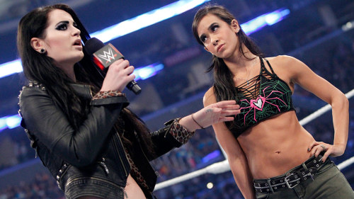 basicallysarayajadebevis:  SmackDown (3.26.15)