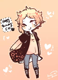 tsukkidaisuki:  happy late birthday to lil