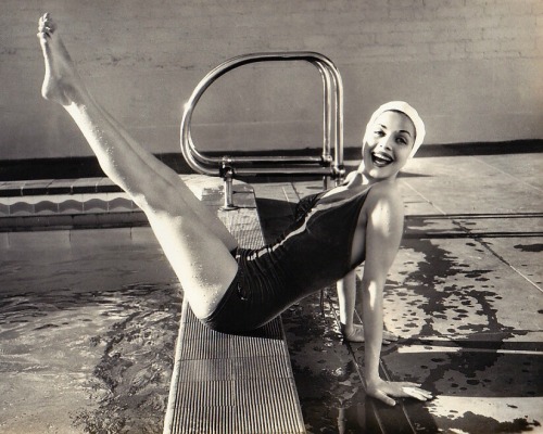 mostly 1950s pinups