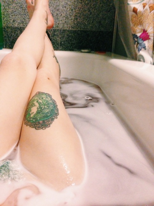 ccclementineee:  So far people have come up with:-blueberry yum yum  -smurfet -blueberry muffin -blueberry kush  This is so cute that’s sexy and then back to cute