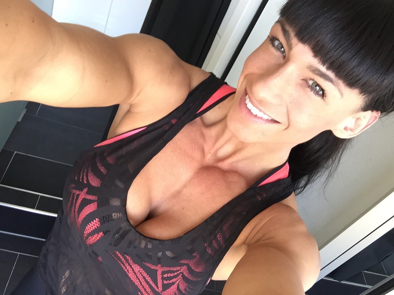 cindylandolt:  Guten Morgen aus dem www.centurionclub.ch :-)Ich wünsch euch einen