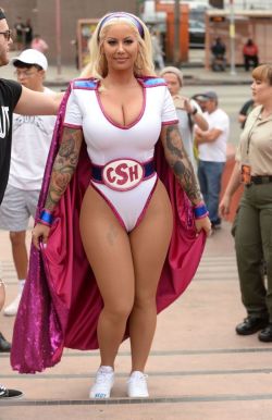 omg-double-h: bimbosybarbies: Amber Rose