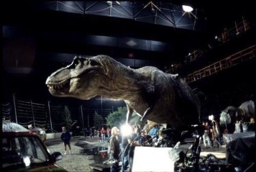 dreamforaliving:The Tyrannosaurus in Steven Spielberg’s 1993 film Jurassic Park was 36 feet lo