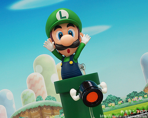 cklikestogame:  ohnoraptors:  Nendoroid Luigi!  Hey. Hey, Casey. Lookit!  HOLY NUT