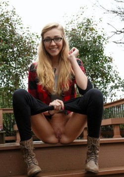 babes-with-glasses:  Showing off her sweet pussy http://ift.tt/1M8TOu1