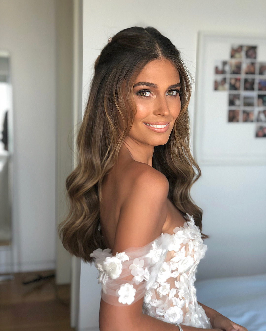 footballers-wags-kids:  30.05.2018 Sergi Roberto and Coral wedding 💍💐  Pic: