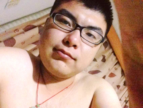 elioloveobear:  勾引小直男（第三集）  