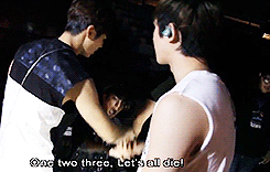  BLUEMOON KUALA LUMPUR — SLEEVELESS JONGHYUN 