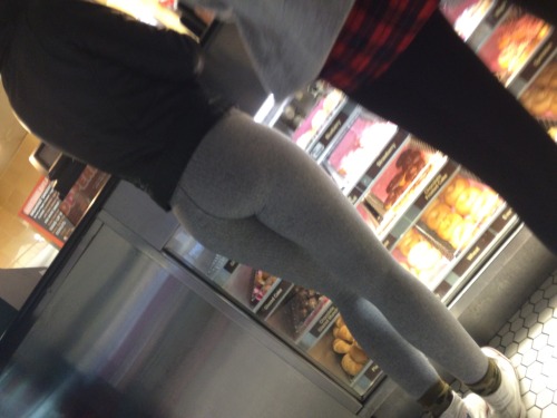 aroundtownasses: Caught her at Dunkin Donuts, too good to pass up. Wish I could’ve gotten more of he