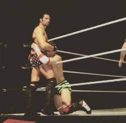 stephluvzrasslin:  Brad Maddox clinging to